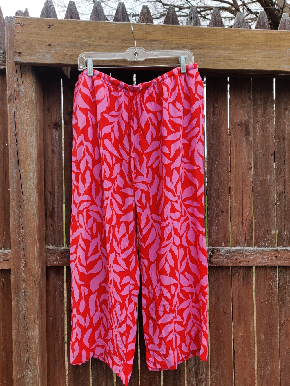 a new day Wide Leg Pants in Red & Pink Leaf Print